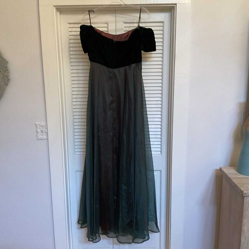 Oleg Cassini Off The Shoulder Gown Green Velvet T… - image 7