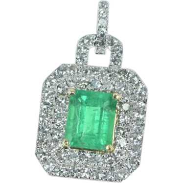 18K 3.20 Ctw Very Fine Natural Emerald Diamond Pe… - image 1