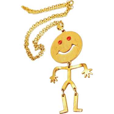 Gold Tone Articulated Smiley Face Figural Pendant 