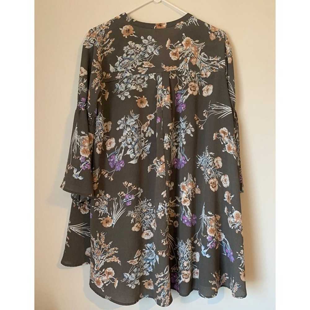 NEW Umgee Gray Shift Dress Boho Flowy Floral 3/4 … - image 7