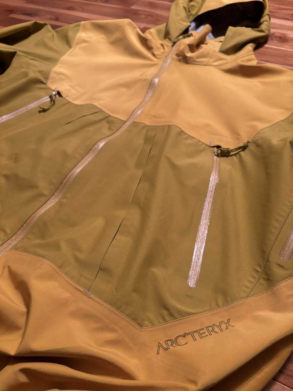 Arc'Teryx Vintage Y2K era Arc’teryx Alpha SV Gore… - image 2