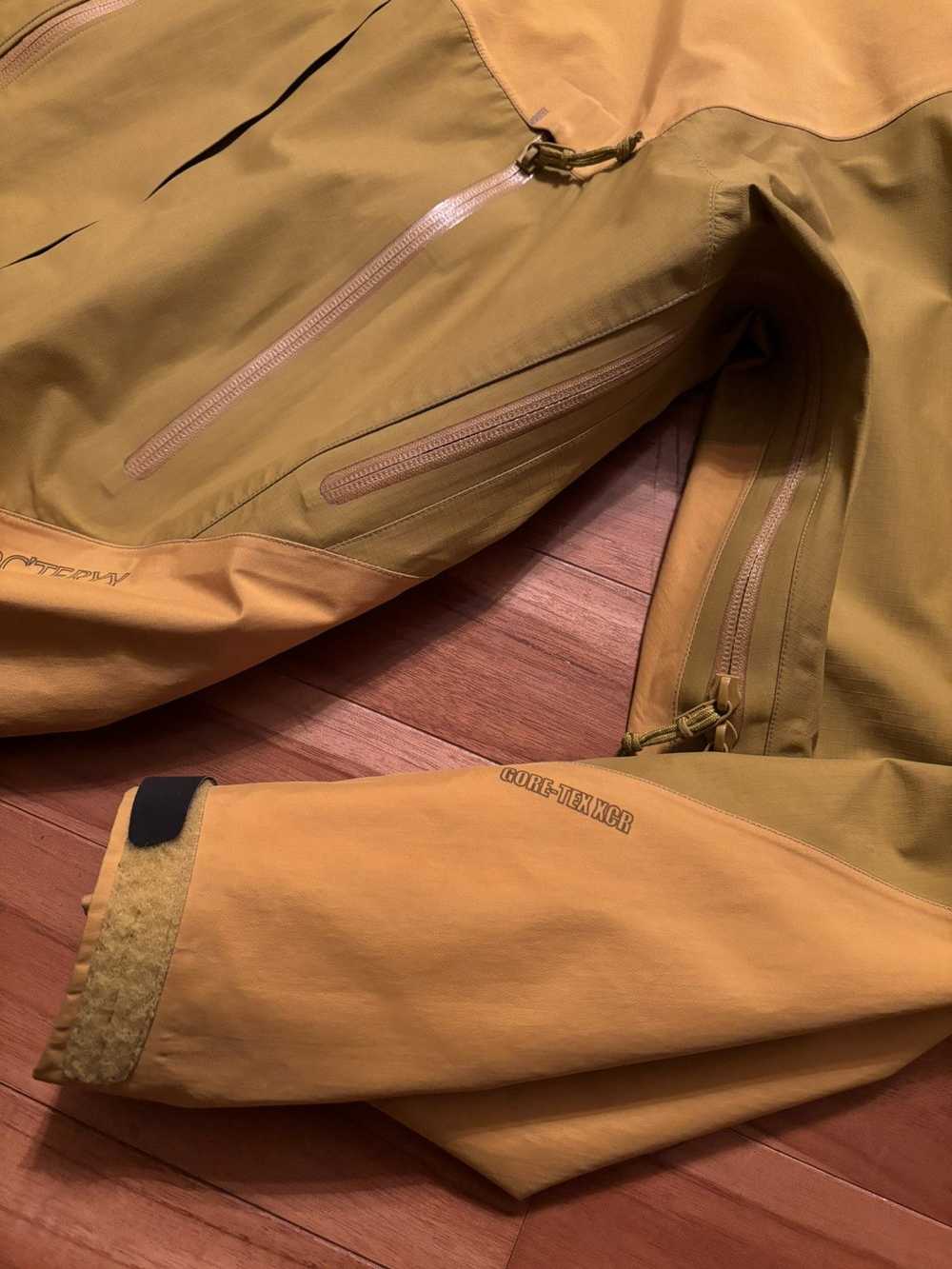 Arc'Teryx Vintage Y2K era Arc’teryx Alpha SV Gore… - image 3