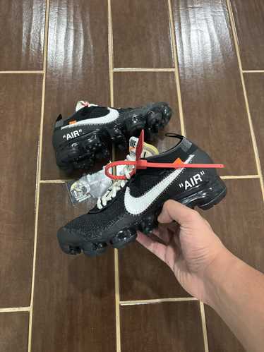 Nike × Off-White LIGHTLY WORN Off-White x Nike Vap