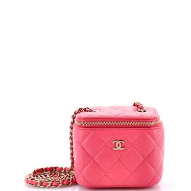 CHANEL Classic Vanity Case with Chain Quilted Lamb