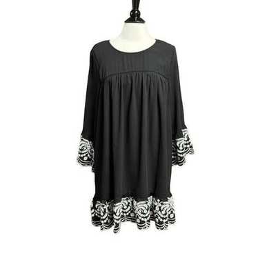 Entro Black Embroidered Bell Sleeve Ruffle Dress S