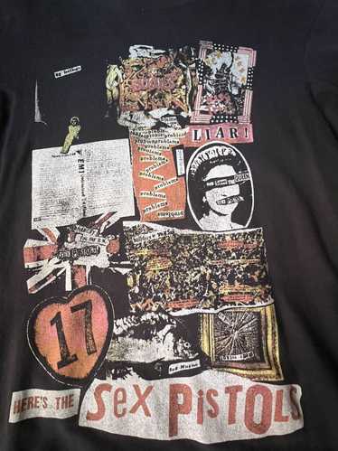 Band Tees × Vintage ‘00s SEX PISTOLS MERCH