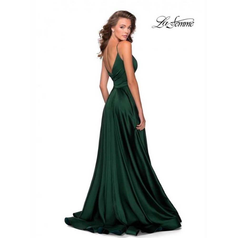 La Femme Emerald Green Sleeveless V-Neck High Leg… - image 2