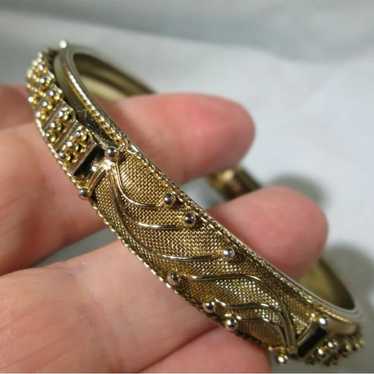 Vintage Gold Tone Mesh & Wired Bangle Bracelet - image 1