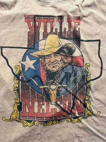 Designer Willie Nelson Preowned Large Band T-shirt