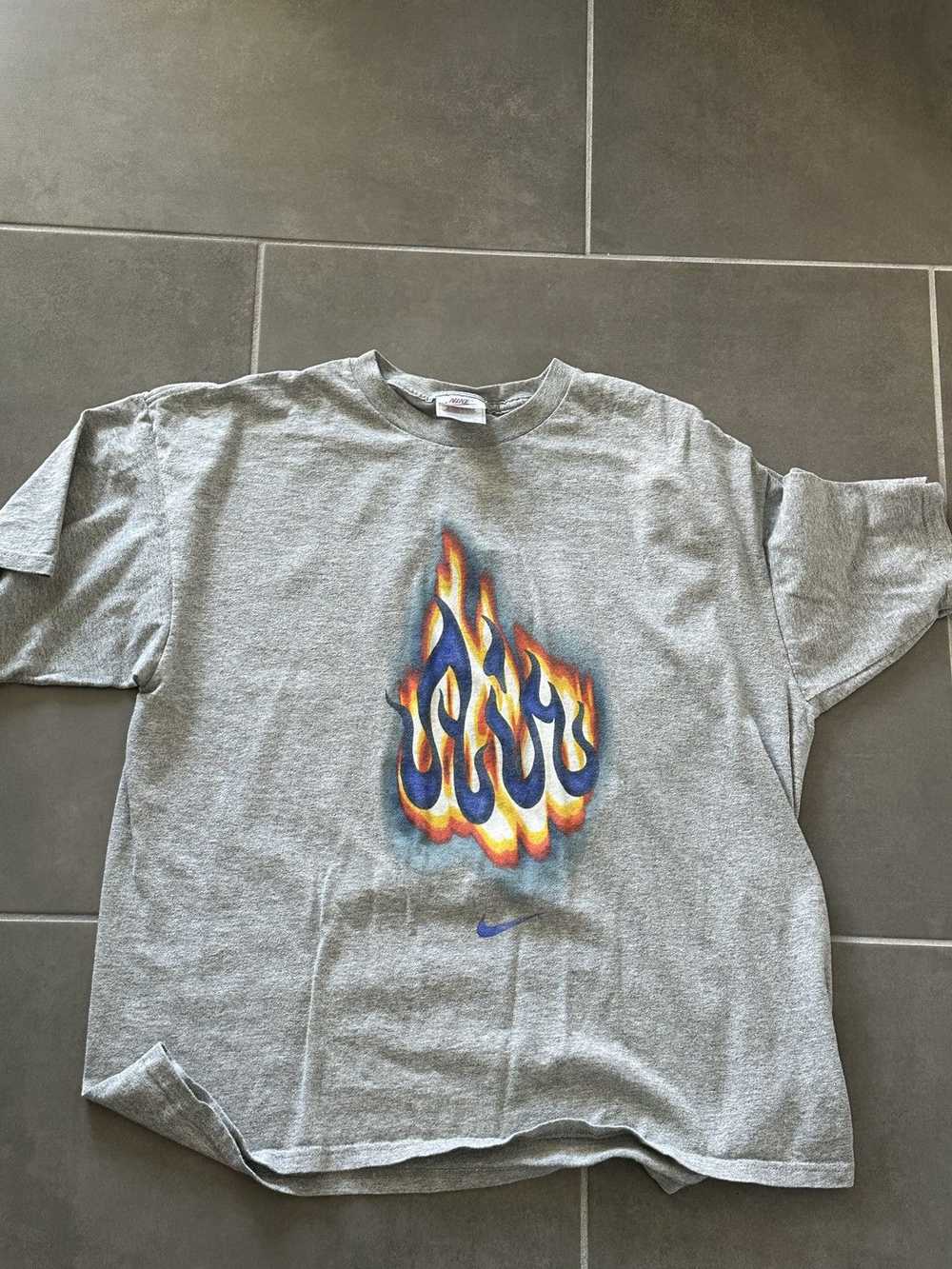 Nike Nike Flame Vintage t Shirt - image 1