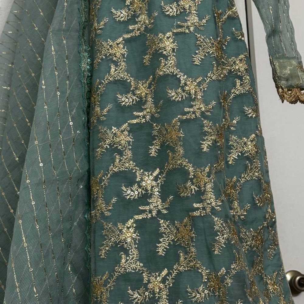 3-PCS~NEW~PAKISTANI DRESS / KAMEEZ SHALWAR Size S… - image 3