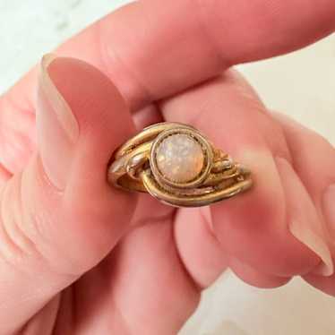 Vintage Gold Silver Tone Gemstone Opal Ring Size 5