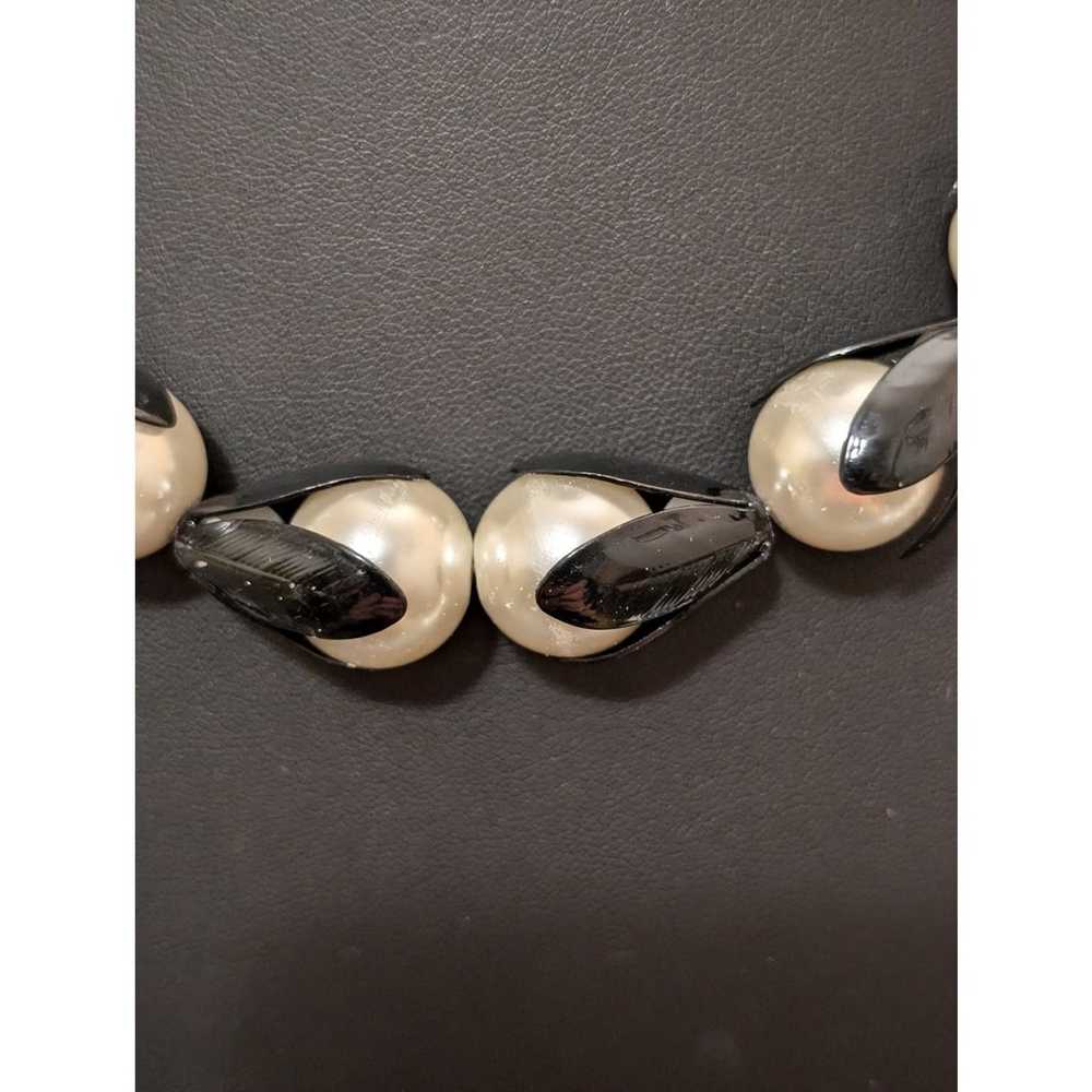 Vintage Chunky Pearl Bead & Black Sepals Calyx Ch… - image 3