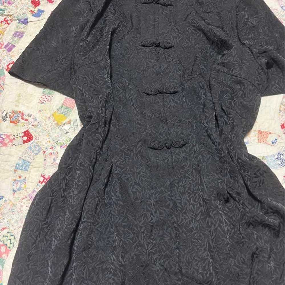 Vintage black Chinese dress with Chinese buttons … - image 2