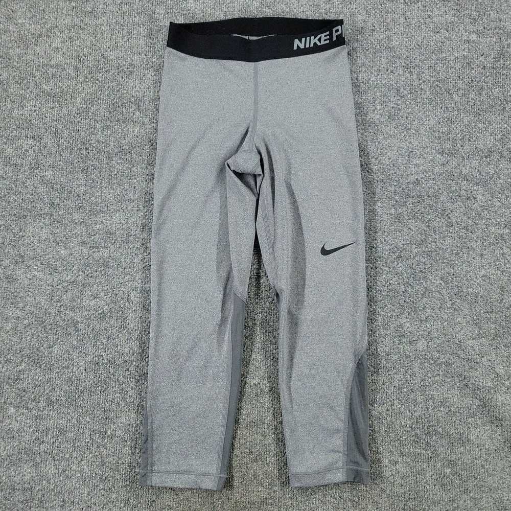 Nike Fitted Stretch Capri Leggings for Women in X… - image 1