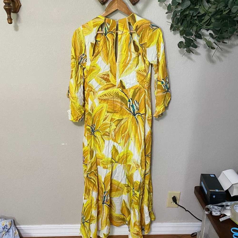 FARM RIO White and Yellow Azalea wrap dress size … - image 10