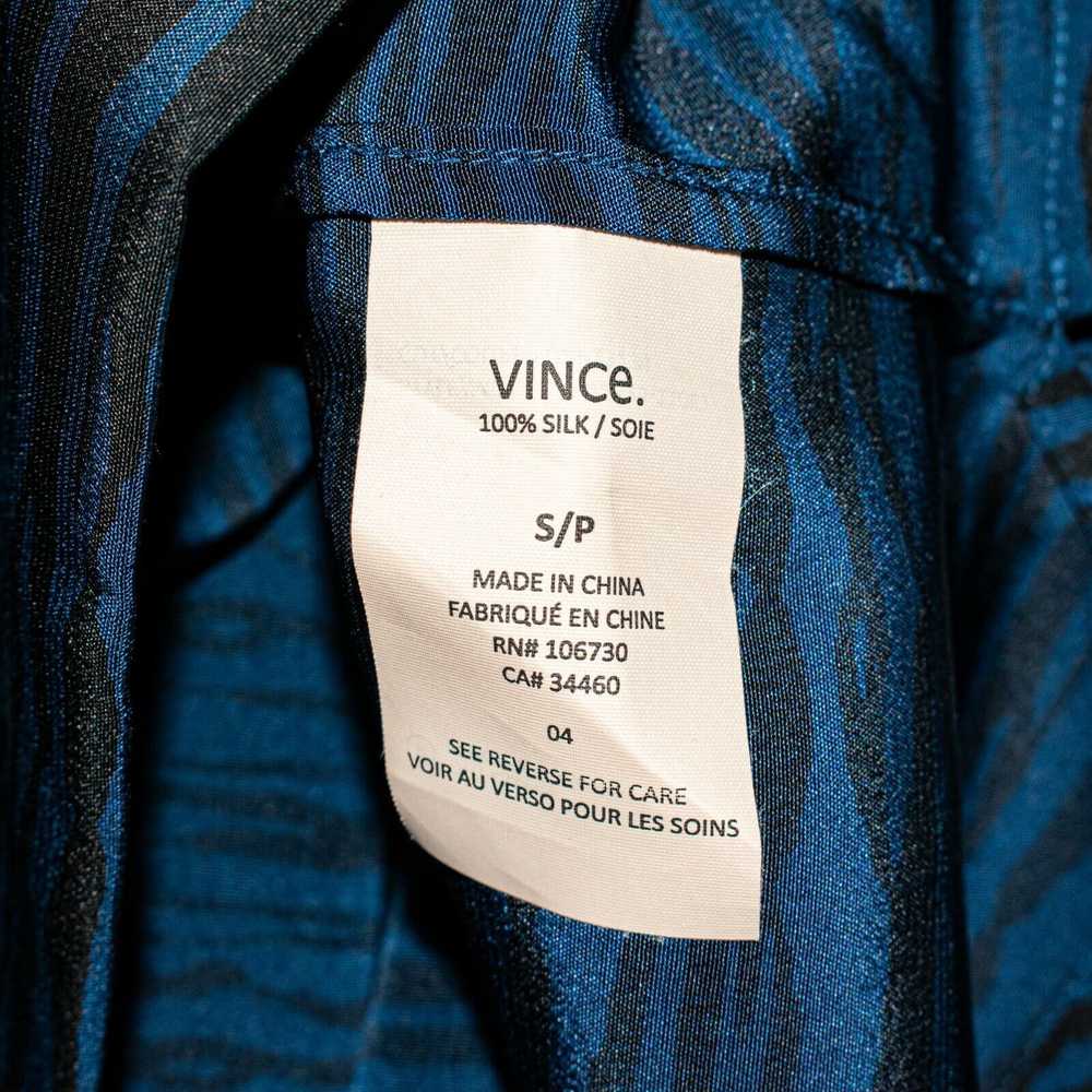 Vince VINCE 100% Silk Blouse Blue stripe print Wo… - image 6