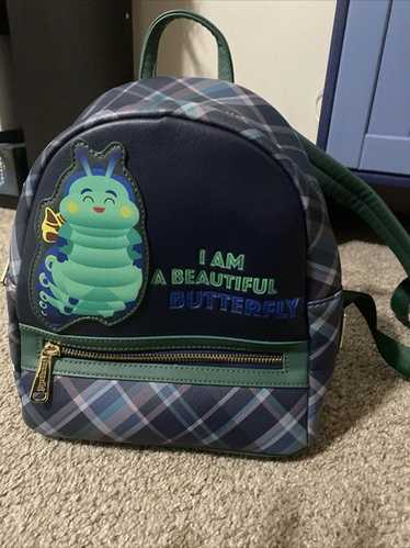 heimlich loungefly
