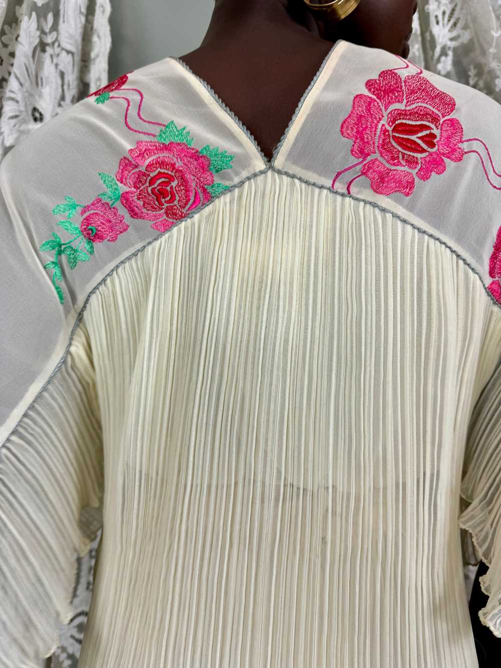 Janice Wainwright, 70s floral pleated blouse and … - image 12