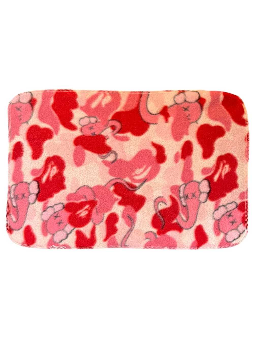 Bape Bape x Kaws Pink Bendy Camo Mini Blanket 2005 - image 1