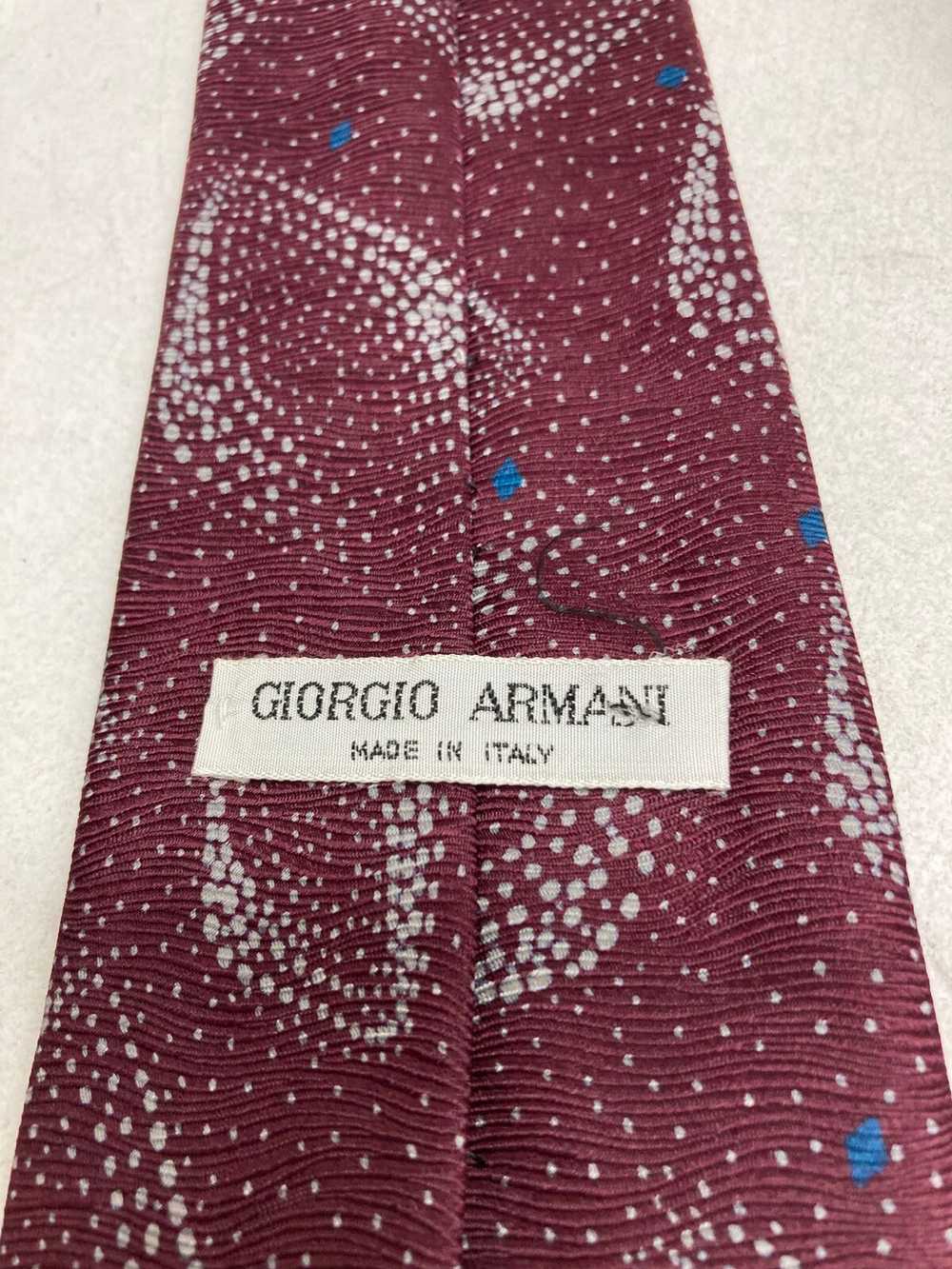 Men's Giorgio Armani Red Patterned Silk Tie W/COA - image 3