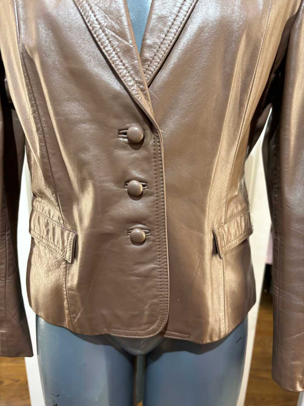 80’s light Brown 3 Button Short Leather Jacket By… - image 4