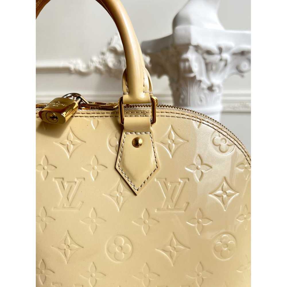 Louis Vuitton Alma leather handbag - image 8