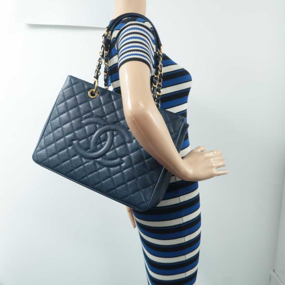 Chanel Grand shopping leather handbag - image 6