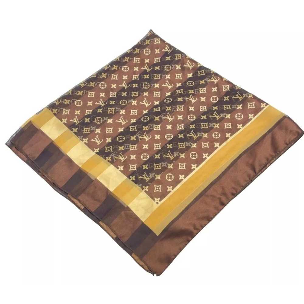 Louis Vuitton Châle Monogram shine silk scarf - image 4