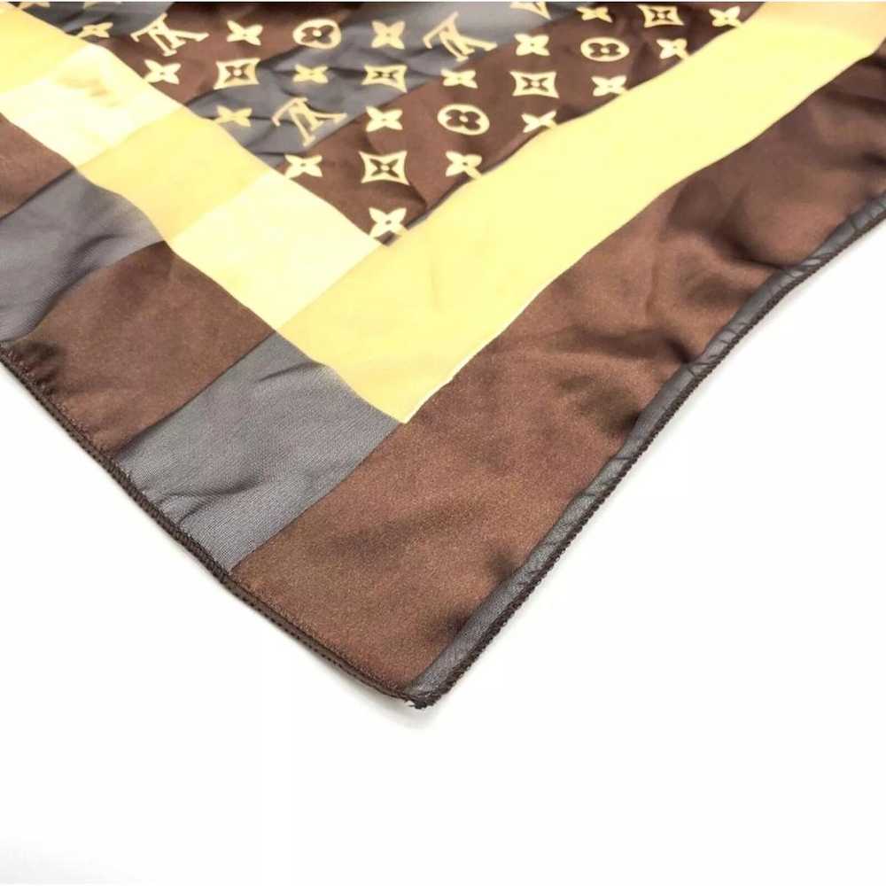 Louis Vuitton Châle Monogram shine silk scarf - image 5