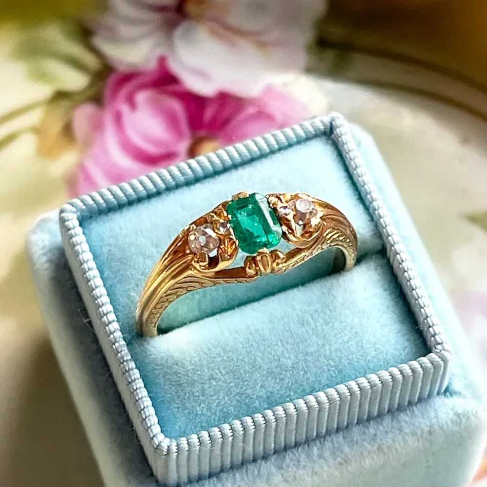 Victorian Emerald and Diamond Ring in 18K Gold, C… - image 3