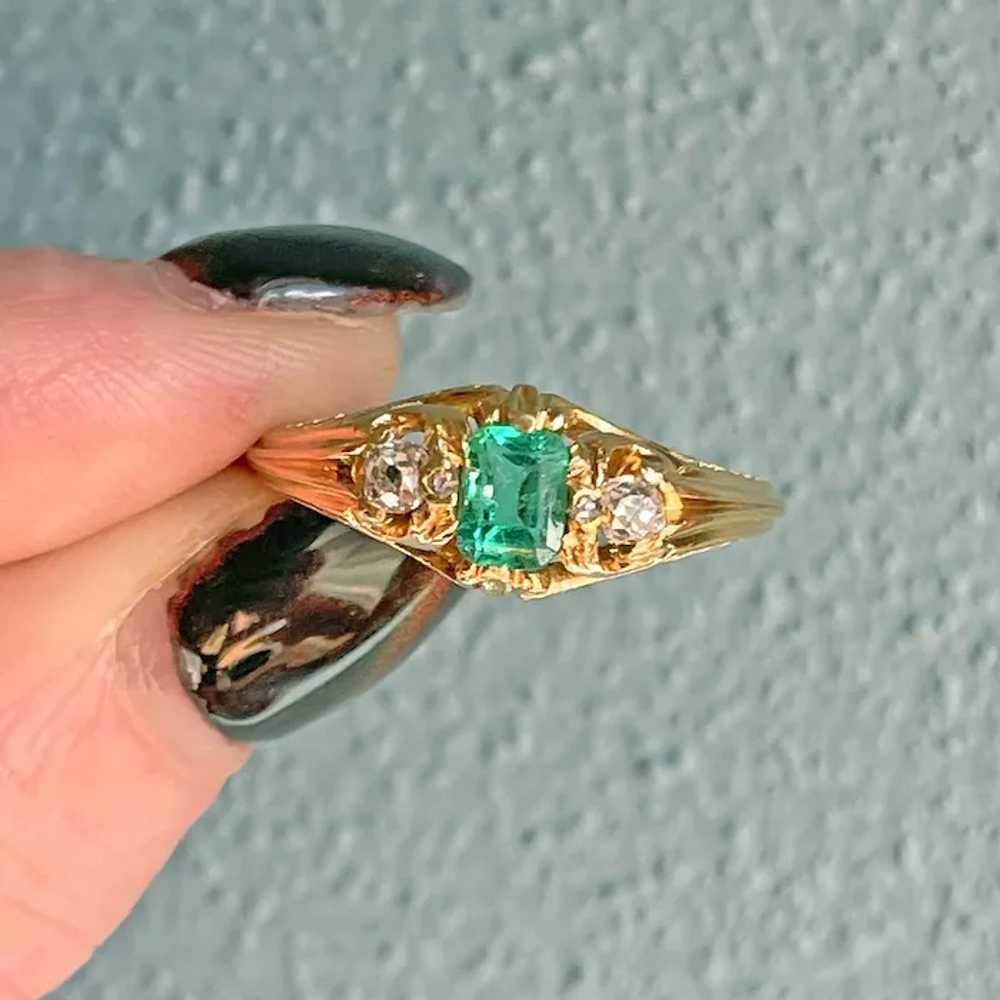 Victorian Emerald and Diamond Ring in 18K Gold, C… - image 6