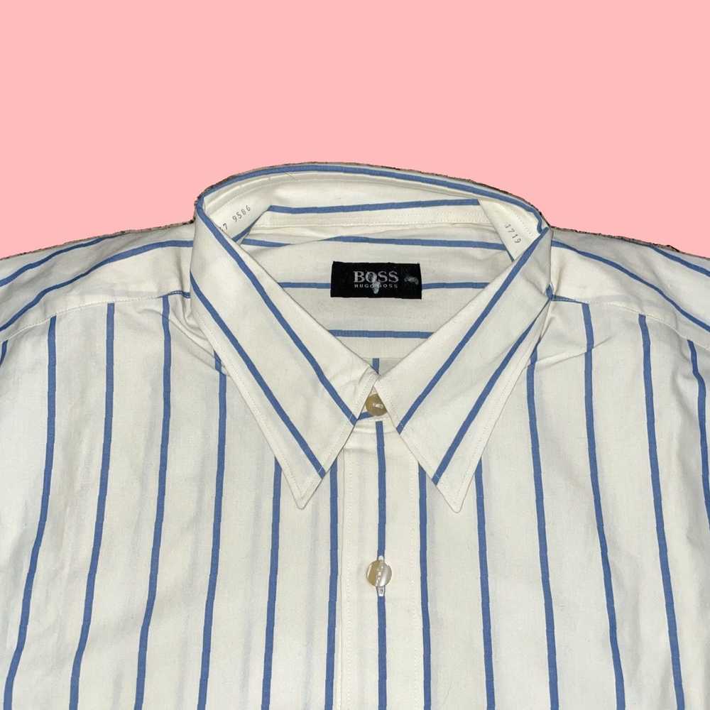 Hugo Boss Classic Fit Crew Neck White Striped Cot… - image 2