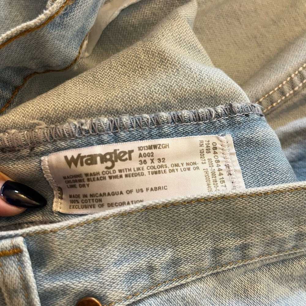 Wrangler Vintage Wrangler Light Wash Denim Cargo … - image 4