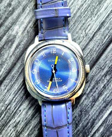 Designer Rare 60s Benrus Mechanical Swiss 17J Cush