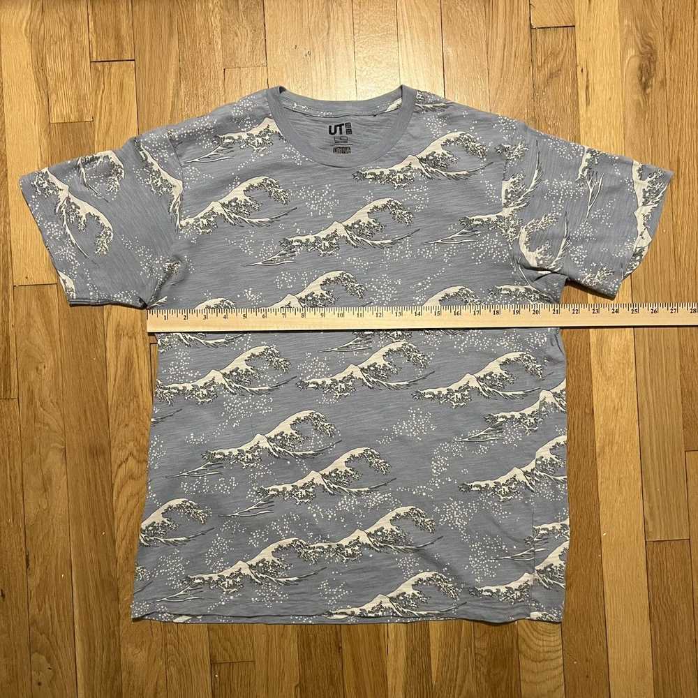 Uniqlo Uniqlo Hokusai Blue Mens T Shirt Wave T Sh… - image 4