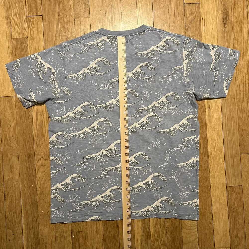 Uniqlo Uniqlo Hokusai Blue Mens T Shirt Wave T Sh… - image 5