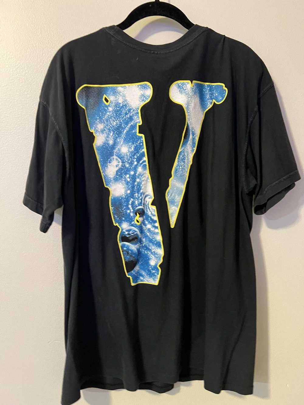 Vlone Vlone x Juice WRLD ‘Cosmic’ T-Shirt Size La… - image 3