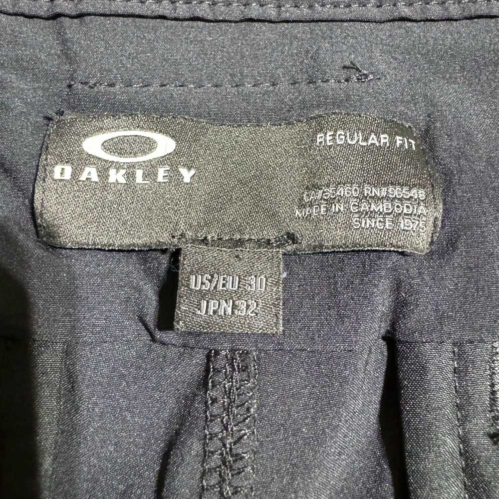 Oakley Mens Black Chino Golf Shorts in Regular Fi… - image 3