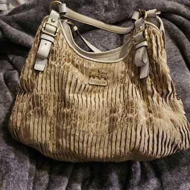 Coach Madison Maggie Signature shoulder purse