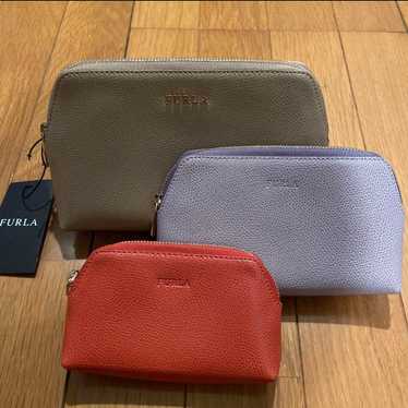 Brand new unused [FURLA] Furla pouch 3-piece set.