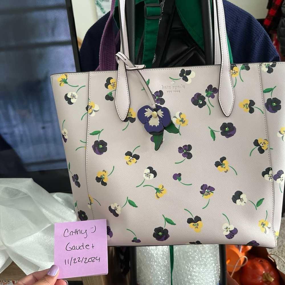 EUC Kate Spade Dana Tote - image 1