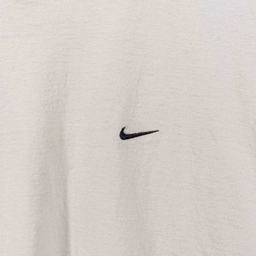 Nike × Streetwear × Vintage NIKE Swoosh Tonal T-S… - image 4