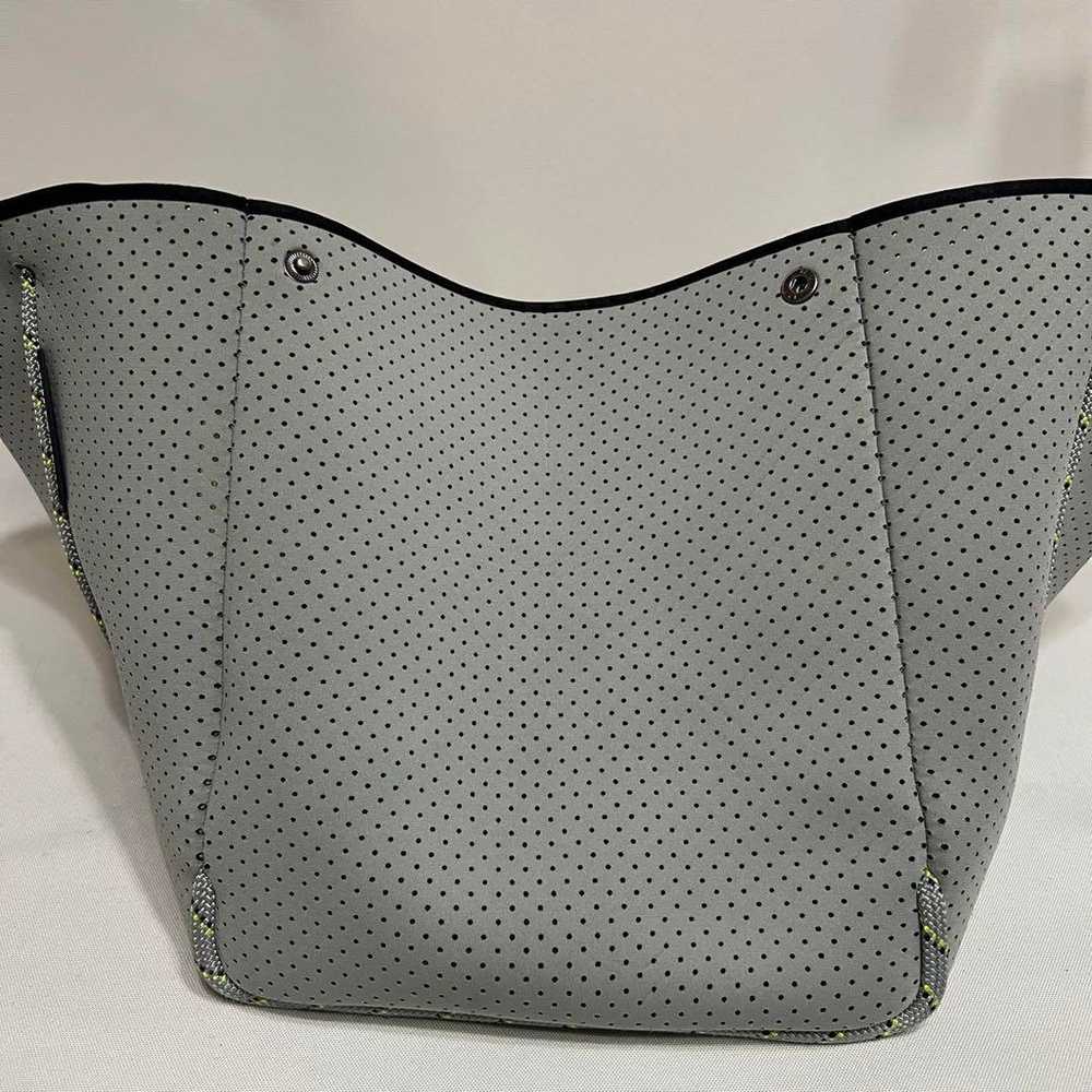 ✨Like New✨ State of Escape Neoprene Bag Grey/Yell… - image 5