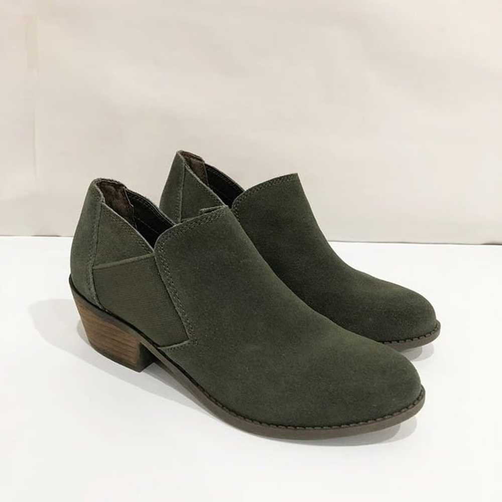 Me Too Ankle Suede Leather Green Boots Size 6 - image 1