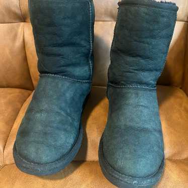 UGG Australia Classic Short Boots 5825 Womens 6 B… - image 1