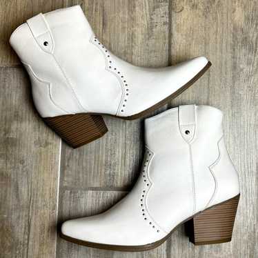 CentroPoint White Studded Women Western Cowboy Bo… - image 1