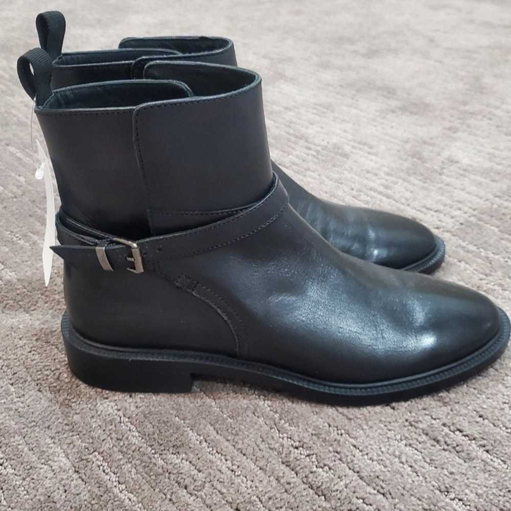 Genuine leather boots - image 1