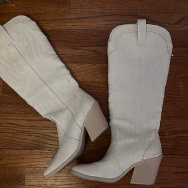 White cowboy western boots