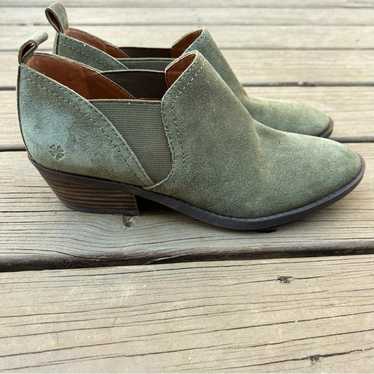 Lucky Brand FALLO Olive Green Ankle Bootie Boots |